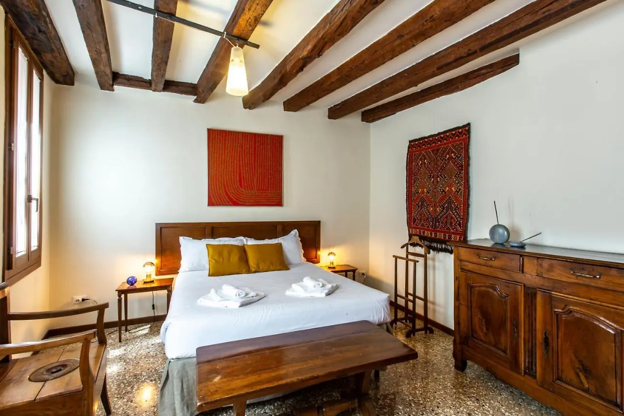 Riva De Biasio Charming Apartment Venice Italy